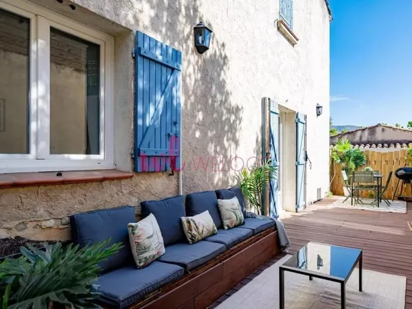 Bas de villa 3/4 pièces à vendre avec terrasse et parking à Marseille 12ème