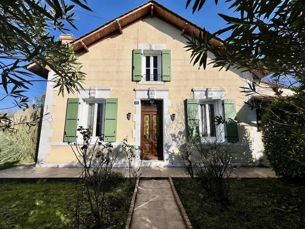 Charmante maison à rénover 127m2, quartier des Vaures