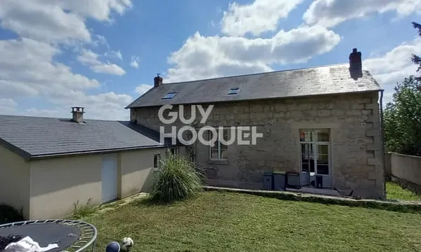 Charmante Maison à Vendre à Pommiers - Idéale pour votre Famille !