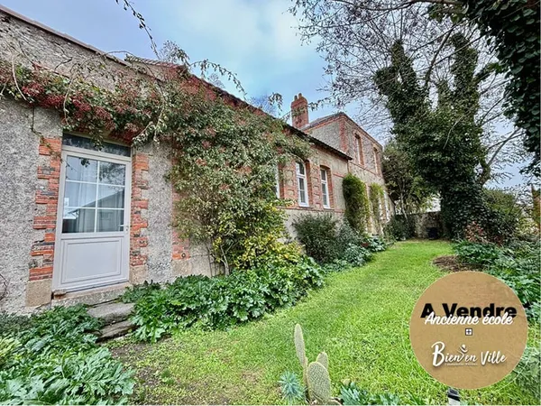 Les Moutiers en Retz - Ancienne école réhabilitée 2 chambres