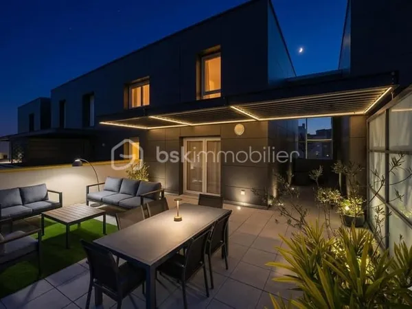 Toulouse 31200 - T4 Duplex 85 m² - Dernier Étage - Terrasse - Ascenseur - Garage - Sud