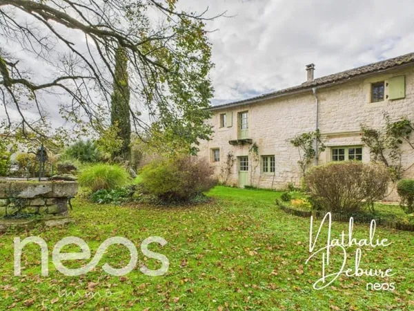 MAGNIFIQUE VILLA DE CAMPAGNE, à 2 heures à peine de Paris