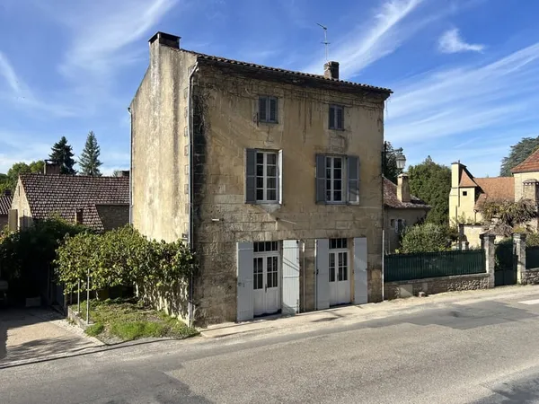 Charmante et pleine de caractère, maison individuelle en pierre