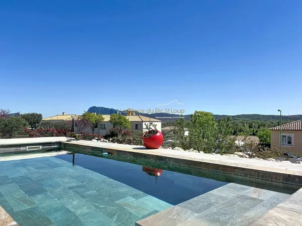 Maison contemporaine 133 m² - Vue Pic Saint-Loup - Piscine