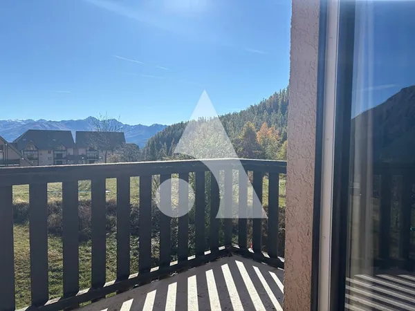 Appartement Reallon 21.30 m2 au pied des pistes avec garage