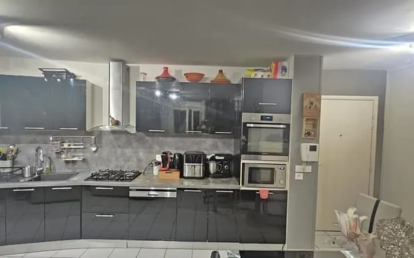 Appartement 4 pièces Venissieux - 259000 €