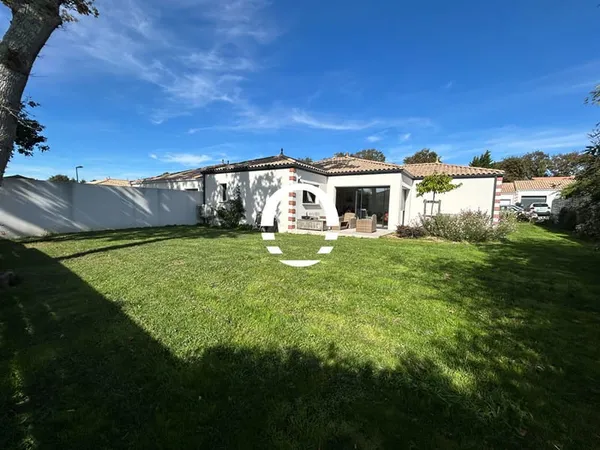 Maison Vente Pornic 5p 125m² 565000€