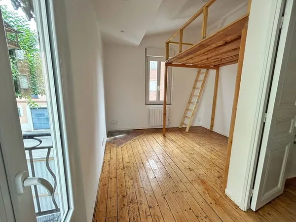 Appartement 1 pièce(s) 25 m2 avec balcon