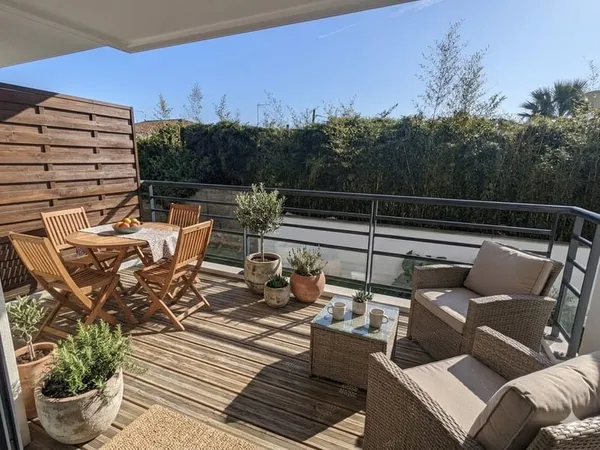 Ondres, appartement T3 avec terrasse et 2 parkings en sous-s