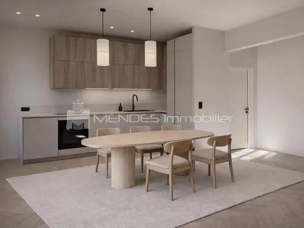 À VENDRE APPARTEMENT 4 PIÈCES À LA FRONTIÈRE DE MONACO