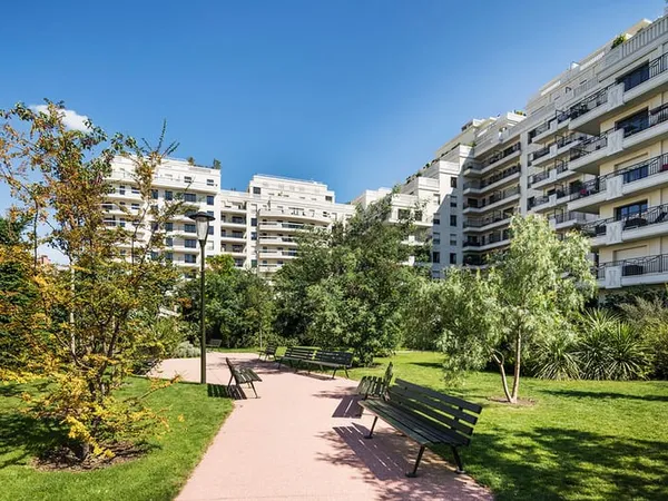 LEVALLOIS - 2 PIÈCES - 480 000 € FAI