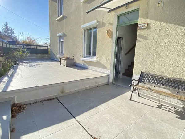 Maison de 156 m², 4 chambres 2 terrasses jardin de 1149 m² garage sous-sol