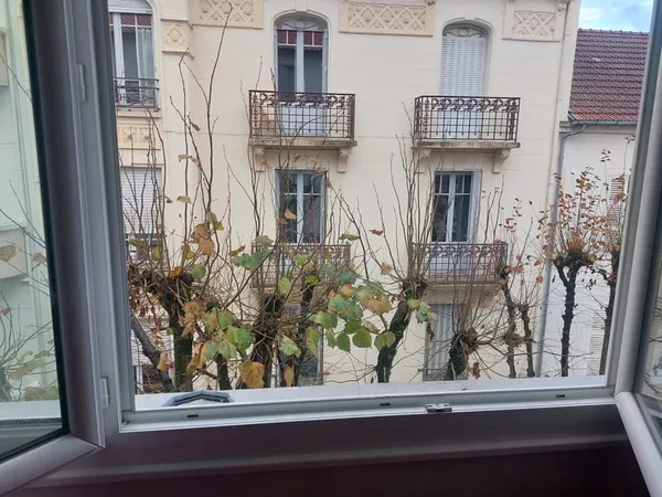 VICHY : Bel appartement de 50.49 m2 au 3ème étage proche de