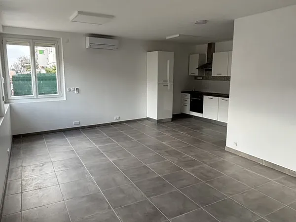 T3 - 63.5m2 - AVENUE DE TOULOUSE avec PATIO