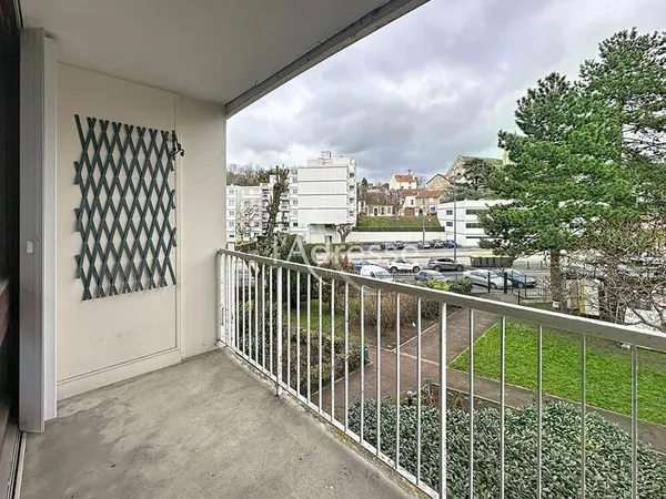 Appartement Chelles type F3 à deux pas de la gare
