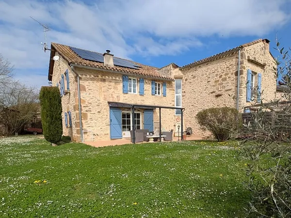 Maison avec gîte à proximité de NAJAC