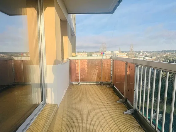 PLAGE DE NAUZAN - Appartement de 33 m² avec garage