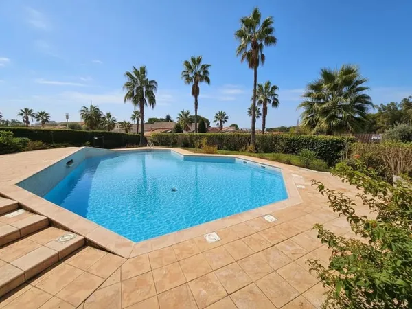 MAISON T3 / CALME / PISCINE