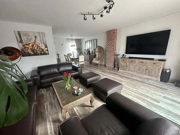 Appartement Villemomble 6 pièce(s) 153 m2