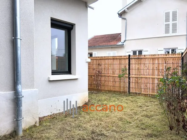 Grand T3 avec jardin beaux volumes