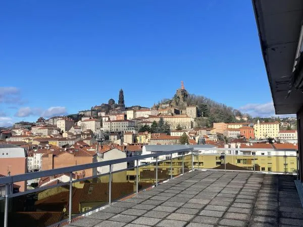 Rare au Puy-en-Velay : Superbe appartement de 136 m² avec terrasse panoramique