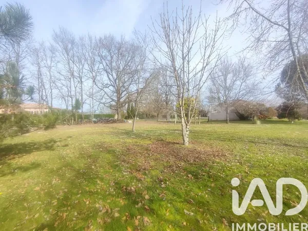 Terrain 1162 m²