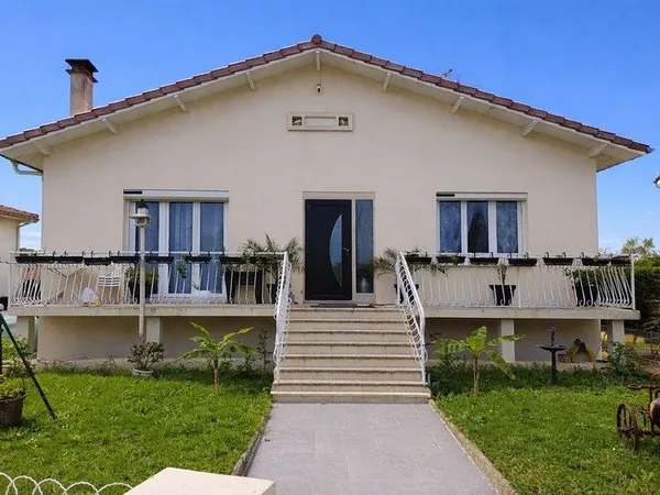 MAISON 4 CHAMBRES SUR SOUS SOL PROCHE CENTRE VILLE
