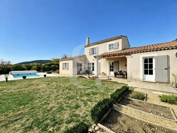 Superbe villa avec piscine et dépendances Région Nyons