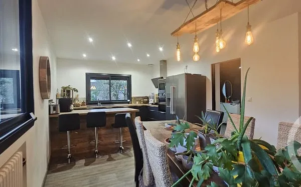 Maison 4 pièces 148 m²