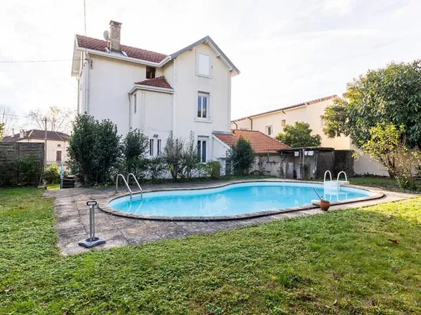 Maison familiale avec piscine Centre d'Agen