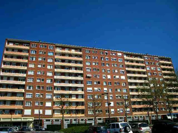 CENTRE VILLE MAUBEUGE APPARTEMENT 2 CHAMBRES ET BALCON