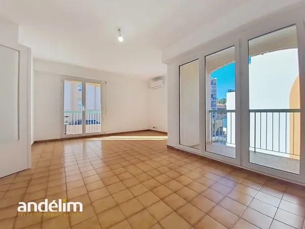APPARTEMENT 2 PIECES CENTRE-VILLE