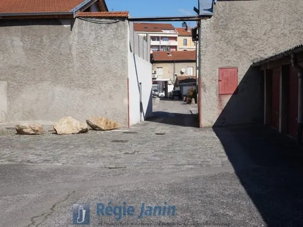 Garage/box