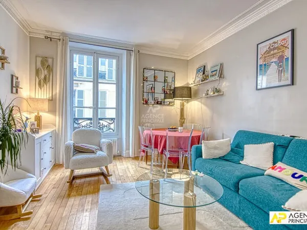 Versailles Notre-Dame Parc Appartement 3 pièces 60 m² situé au 1er étage avec cave