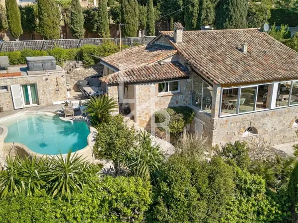 Authentique Villa Provençale avec Vue Mer - Mougins