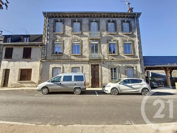 Bâtiment 460 m²