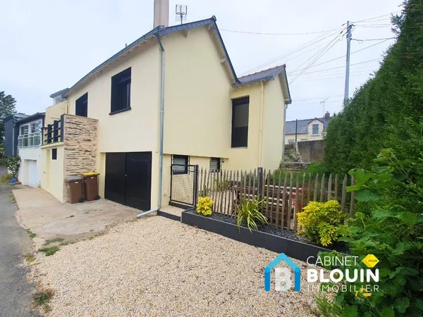 Maison récente bourg