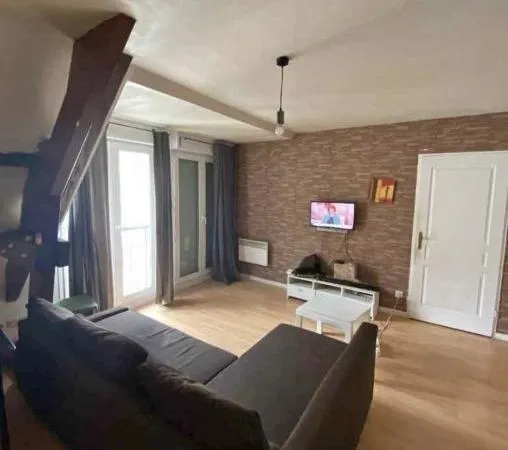 T2 / 33m² / Corbeil Essonnes (RER D)
