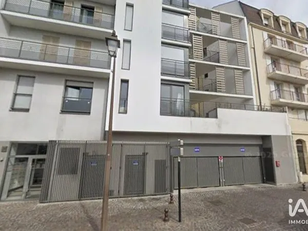 Parking 13 m²