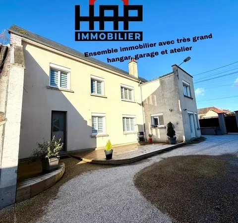 Ensemble Immobilier avec grand hangar, maison autonomie plai