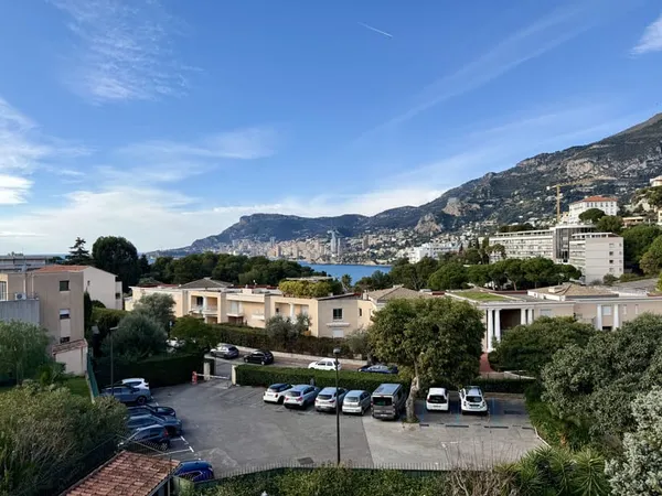 APPARTEMENT 3 PIECES - PLATEAU DU CAP - ROQUEBRUNE CAP MARTI