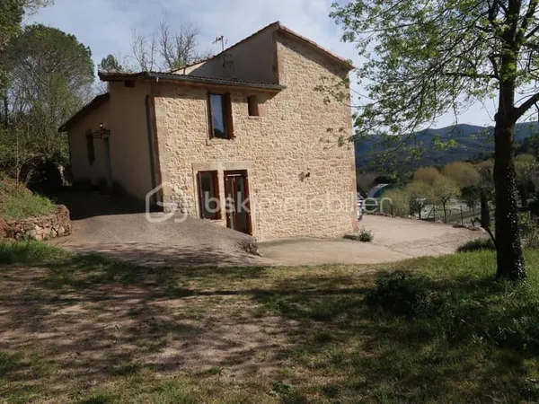 Grande maison de caractère entièrement rénovée, idéale résidence principale ou projet mixte