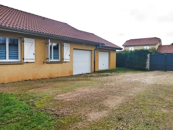 Belle maison familiale avec 4 chambres et grands extérieurs