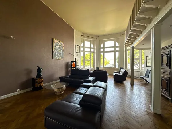 Appartement T4 en duplex 162 m² - 1ère ligne - pleine vue bassin !
