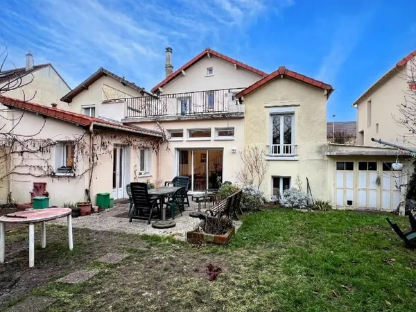 Aulnay Centre Vieux Pays