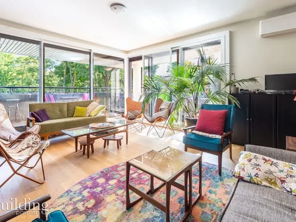 Ile de la Jatte - Appartement 107m² et extérieurs - A vendre