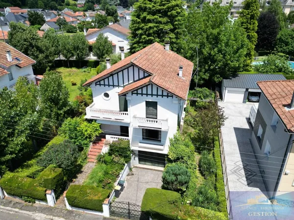 QUARTIER ROBERT HOSSEN