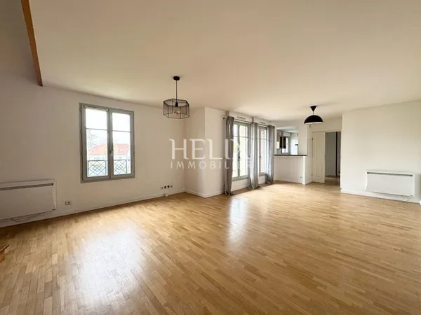 Appartement 113,92 M2 terrasse, 2 parkings, résidence de standing à Saint germain en Laye
