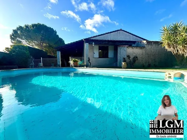 Villa 4 pièces sur 521m2 de terrain à Baillargues