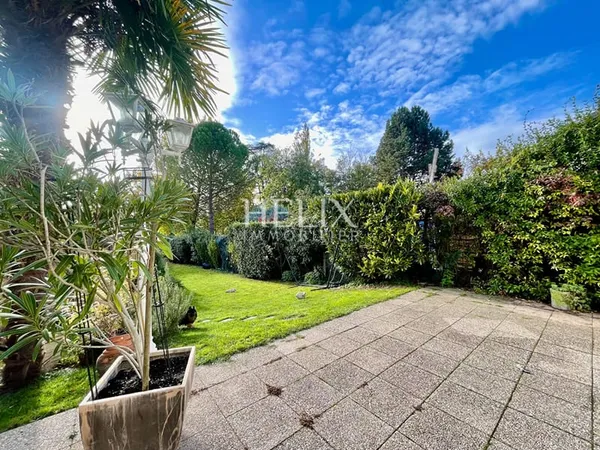 Maison Chatou 5 pièce(s) 125 m2 sur 318 m2 de jardin